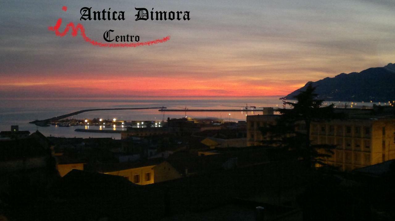 Antica Dimora In Centro Apartment Salerno Luaran gambar